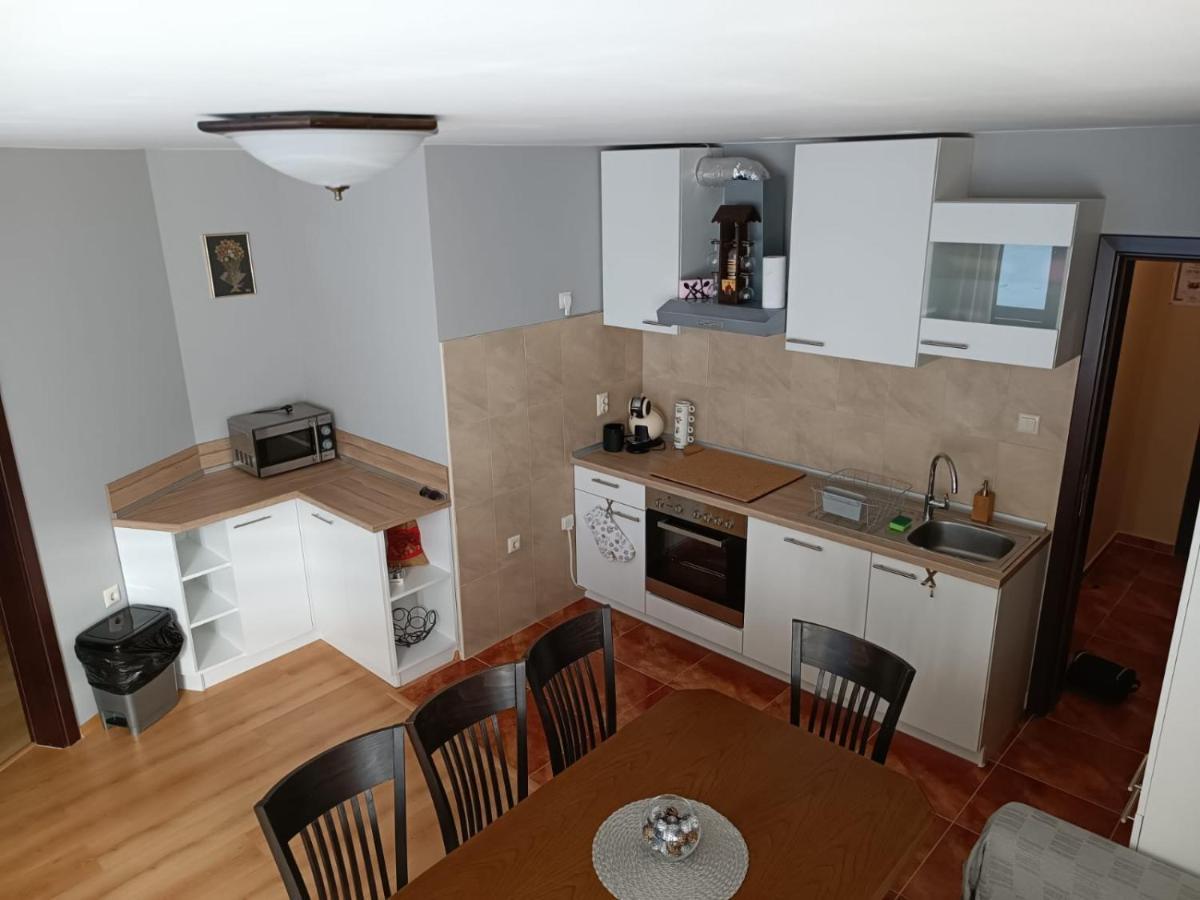 Dobi'S Apartment Elit47 At Elit Παμπόροβο Εξωτερικό φωτογραφία